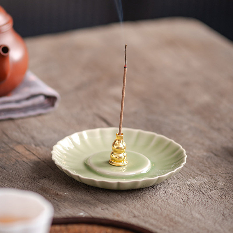 Celadon chrysanthemum petal gourd string incense stick Zen ash receiving tray