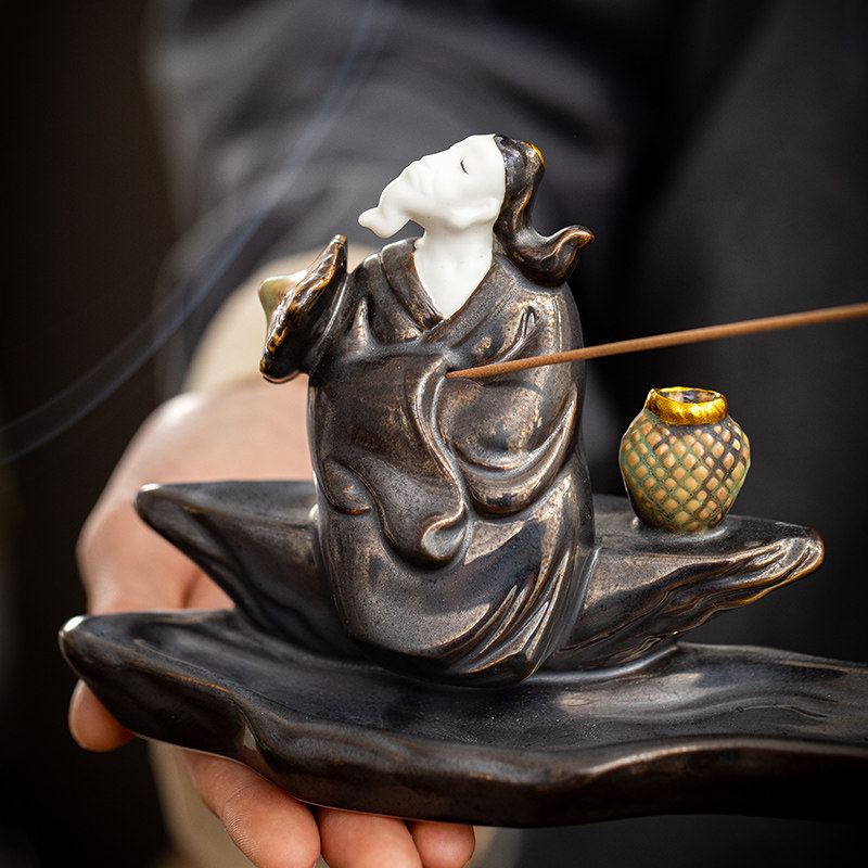 New Chinese style kiln-turned ceramic fisherman fishing line incense holder