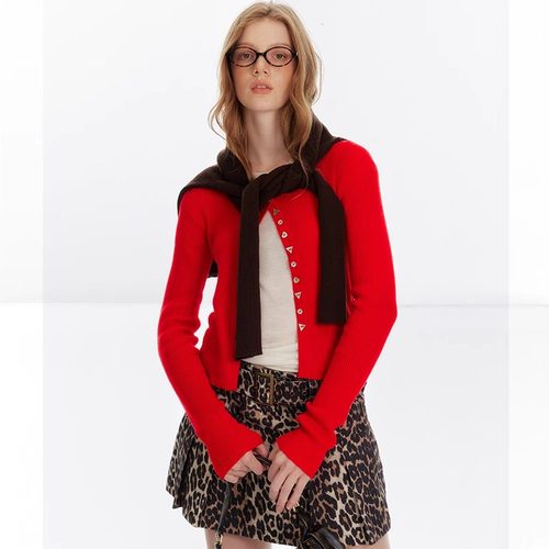 THREE GOOOD殷三吉（四色）30%绵羊毛闲暇时光圆领针织开衫 - 图3