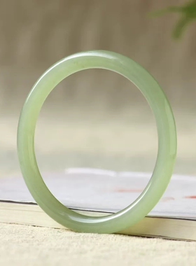 正品天然和田玉晴水圆条女手镯