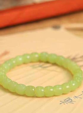 新疆和田玉黄口老型珠手串