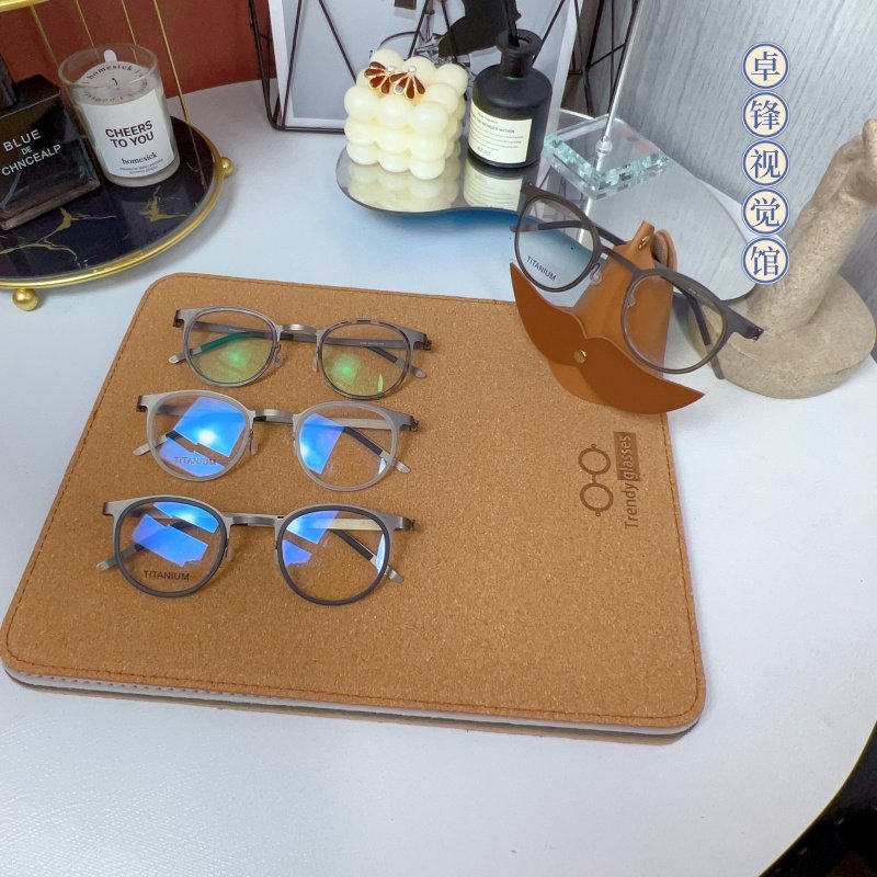 新品双面复古皮革软木眼镜店展示高档垫墨镜眼镜垫装饰陈列柜道具,淘宝优惠券,粉丝福利购,淘宝优惠卷