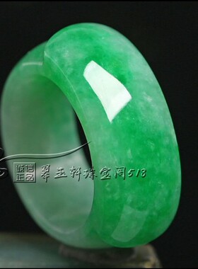 翡翠色马鞍玉戒指现货男女时尚指环辣绿色圆圈扳指霸气简约款戒指