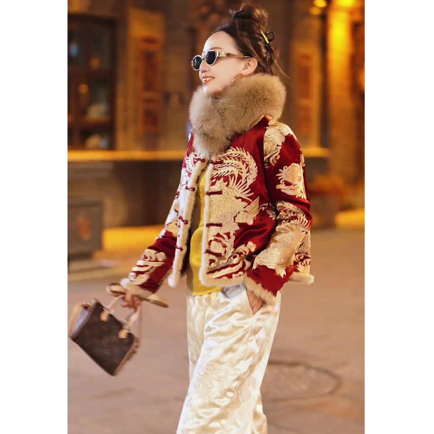 国风时尚套装女2025冬季新款毛毛拼接刺绣外套+压格阔腿裤两件套,淘宝优惠券,粉丝福利购,淘宝优惠卷