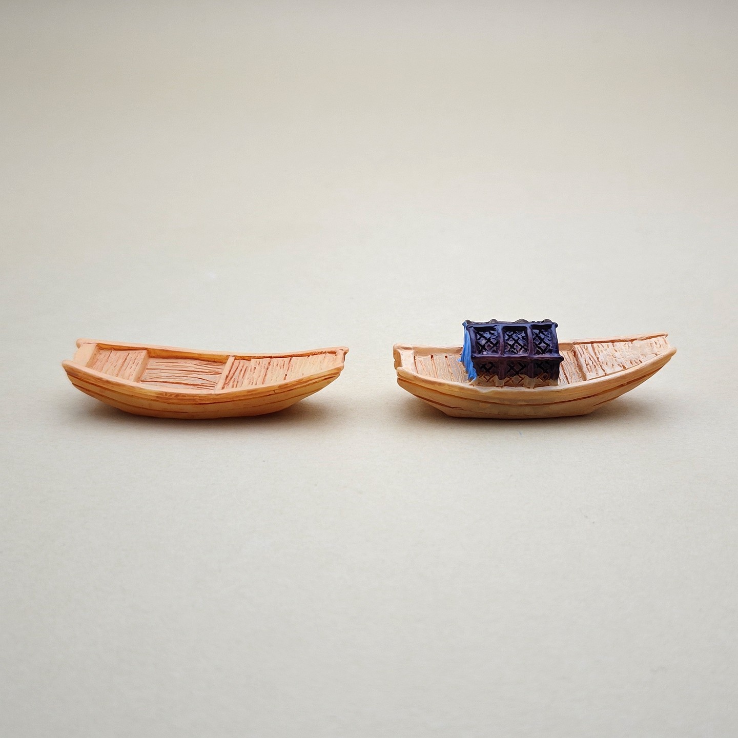 江南小船渔船乌篷船 微景观摆件仿真模型DIY树脂桌面装饰鱼缸造景 - 图1