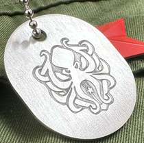 Black gold international identity tag customized soldier tag engraved name tag morale medal 1:1 original replica dark zone breakout