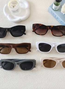 男女新款复古猫眼休闲风高级感墨