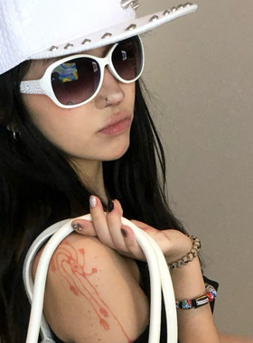 千禧年y2k辣妹欧美风白框太阳镜眼时尚个性镶钻复古早闪亮墨镜酷