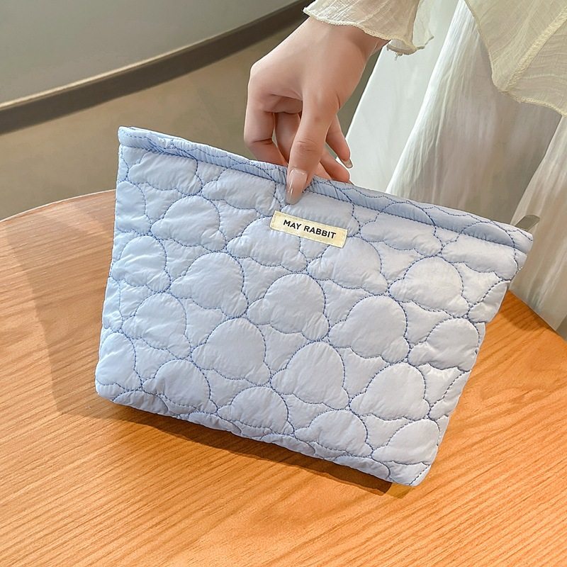 ins日韩绗缝小熊手拿包化妆包收纳袋大容量女旅行洗漱品护肤品包,淘宝优惠券,粉丝福利购,淘宝优惠卷