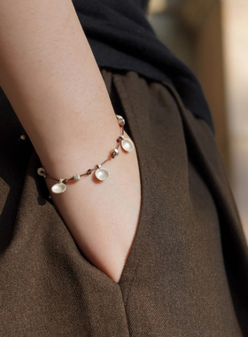 小池不识月拙花】藤蔓编绳手链