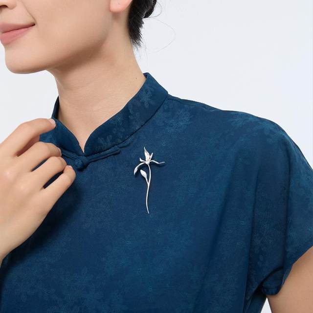 Chunyu Konggu Orchid Poetic Sterling Silver Brooch Gift