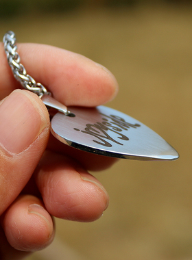 金属钛钢龙骨链情侣可定制