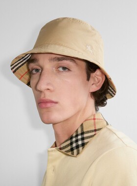 双面两用嘎巴甸渔夫帽BURBERRY