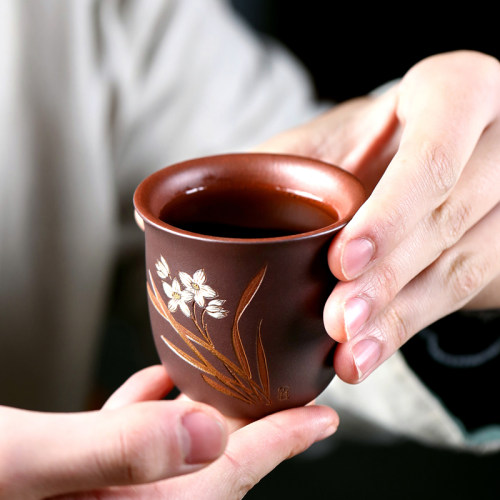 宜兴紫砂品茗杯主人杯吴建立原矿紫泥手工功夫小茶杯单杯 幽兰杯 - 图3