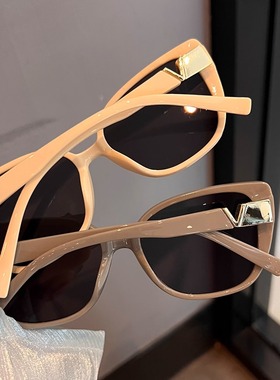 韩版新款复古猫眼黑色墨镜