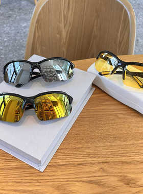 机车网红户外出游墨镜未来感个性