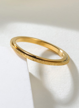 钛钢不掉色可转动情侣磨砂戒指