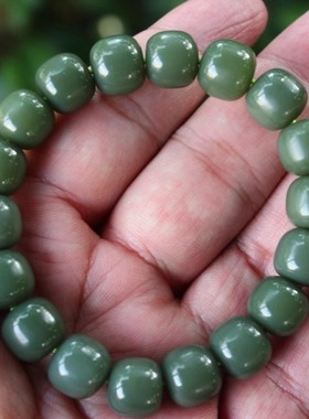 新疆和田玉碧玉鸭蛋青老型手链