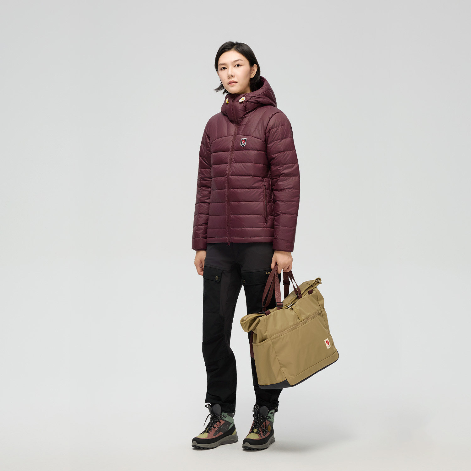 北极狐秋冬鹅绒服轻量保暖防风耐磨女士白鹅绒羽绒服 86122