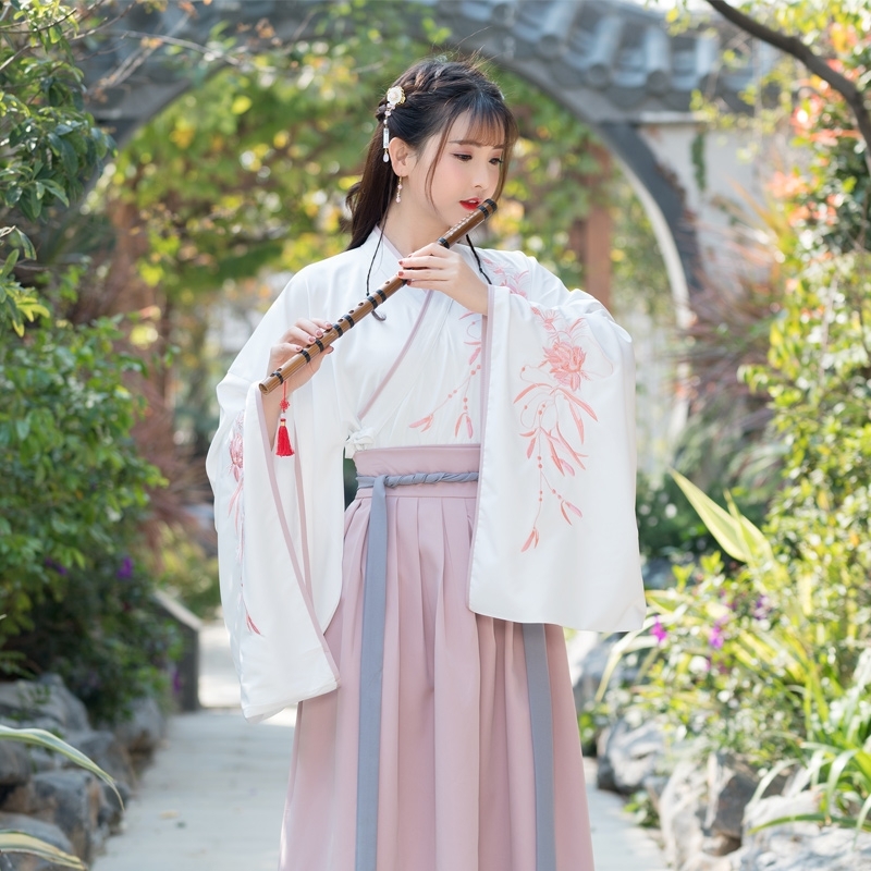 蜜糖依恋旗舰店春装实拍改良明制汉服女民族风刺绣日常交领两件套0