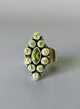 纯银斯里兰卡水晶菱形花卉戒指