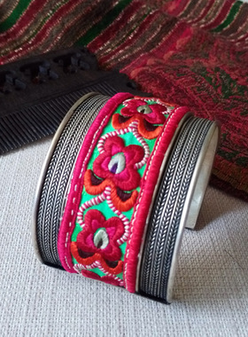 复古民族风饰品精工刺绣苗银