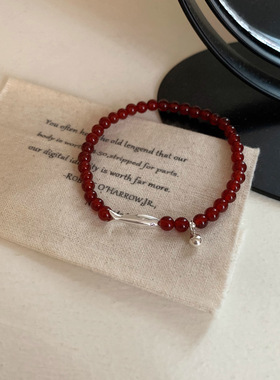 小众复古国风红色玛瑙小鱼手链女百搭小众高级感手饰送人节日礼物