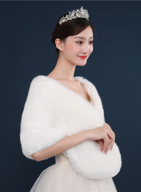 电商保暖仿皮草披风结婚旗袍婚纱礼服加厚白色毛披肩秋冬新款
