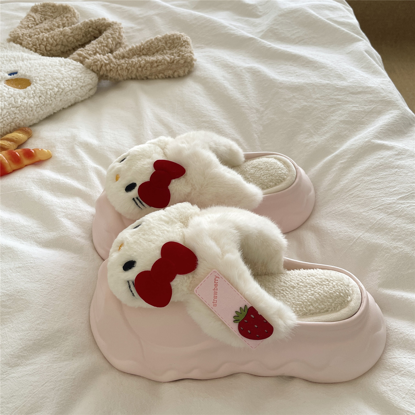 可拆清洗~！草莓kt猫可爱厚底保暖棉拖鞋女加绒增高外穿毛毛拖鞋,淘宝优惠券,粉丝福利购,淘宝优惠卷