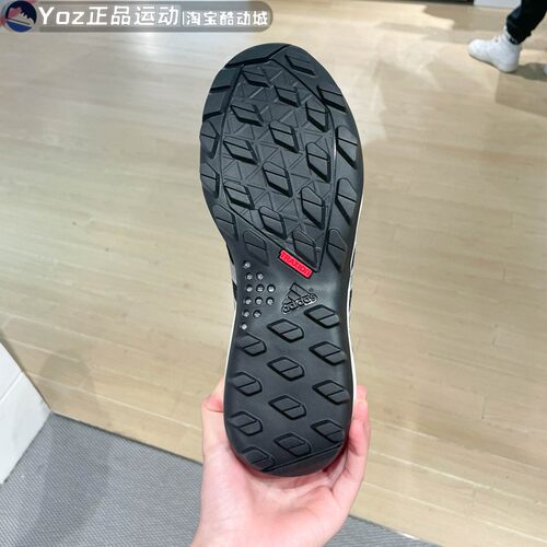 阿迪达斯男鞋2024夏季经典延续款轻便越野溯溪鞋户外涉水鞋HP8634 - 图2
