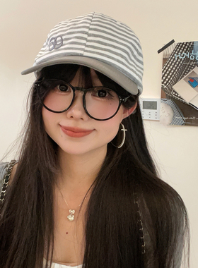 藤姐同款灰色条纹鸭舌帽子女遮阳