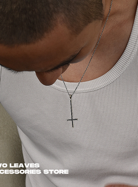 TWOLEAVESS925银做旧十字架吊坠