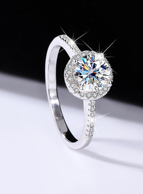 莫桑石戒指s925纯银戒指卡家一克拉圆包莫桑钻结婚女戒送女朋友