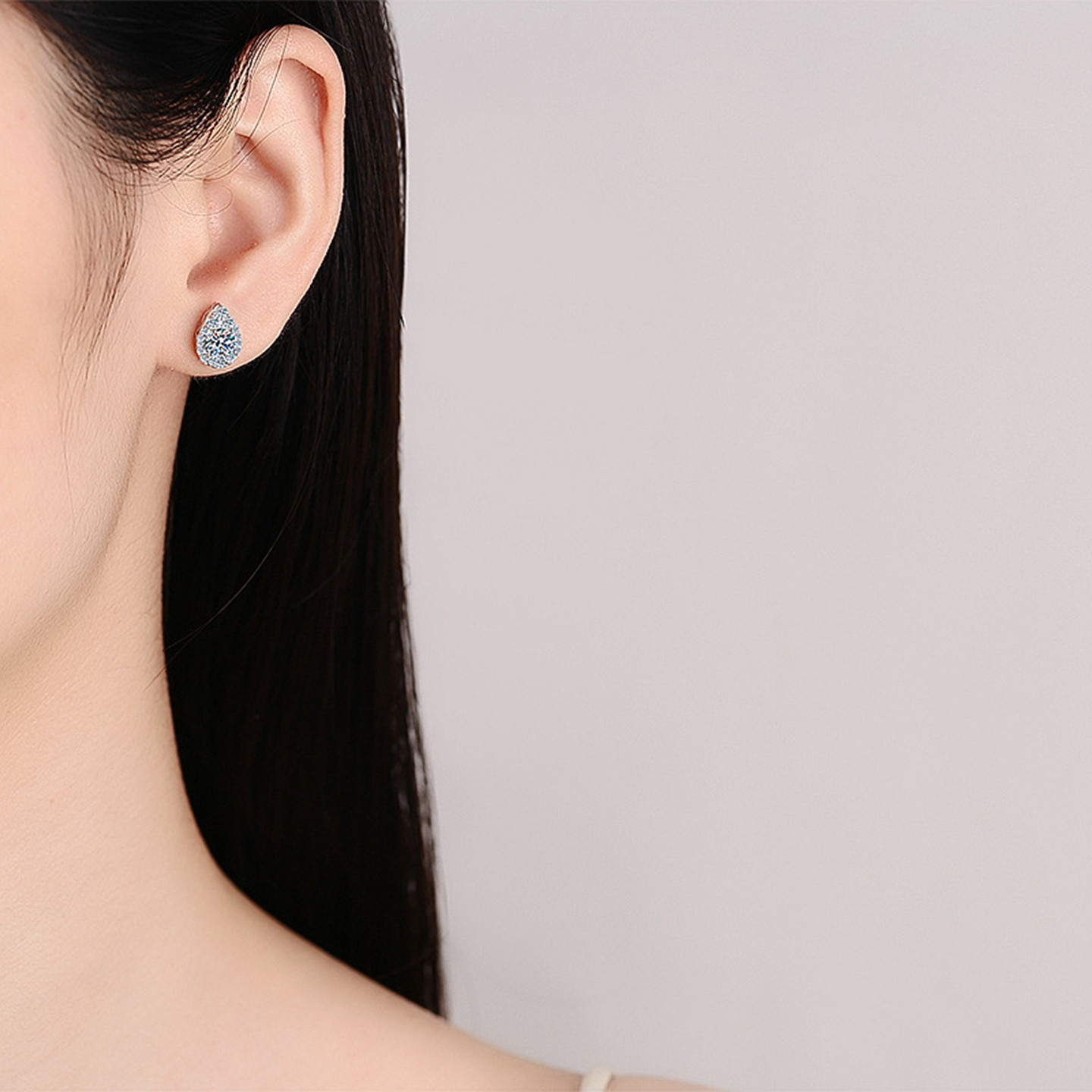 时尚S925纯银耳钉梨形超闪莫桑钻耳坠水滴形简约日常百搭厂家现货,淘宝优惠券,粉丝福利购,淘宝优惠卷