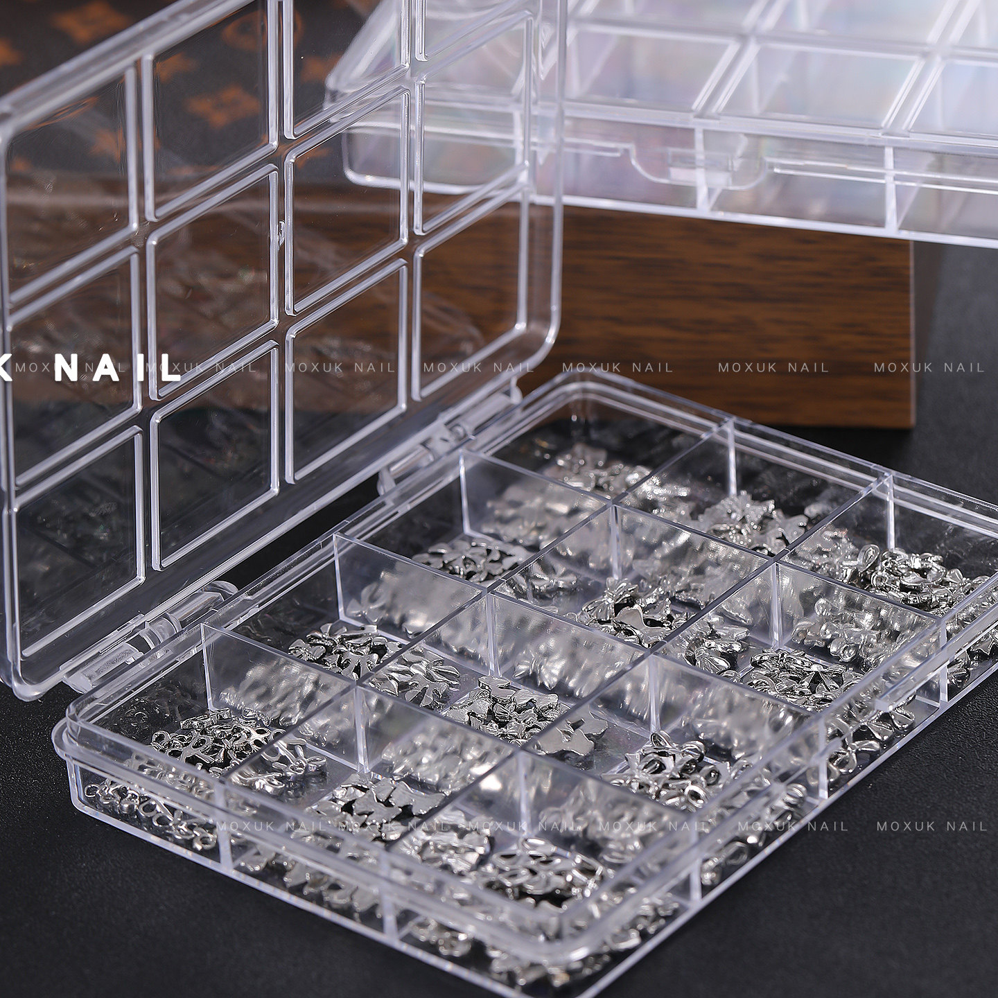 「高透不串格饰品盒」美甲饰品盒子收纳盒美甲钻分装盒亚克力12格,淘宝优惠券,粉丝福利购,淘宝优惠卷