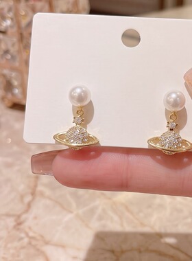 设计师款金色珍珠小众简约耳钉