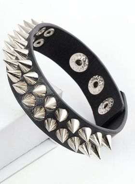 欧美朋克风铆钉手链摇滚尖钉手腕带非主流男女皮质个性手镯