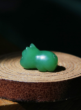 石上花开小狗和田玉碧玉吊坠