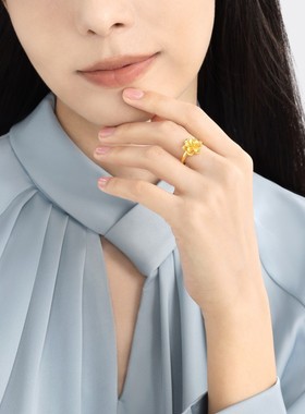 周生生黄金饰品足金小花戒指