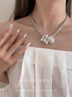 白色珠珠串珠花朵项链双层手链两戴女士毛衣链复古轻奢时髦古典