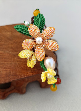 吉祥富贵花朵蜡线手绳