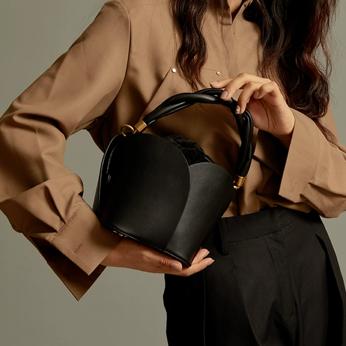 Трехмерная сумка, делается под заказ, коллекция 2023, человеческий датчик