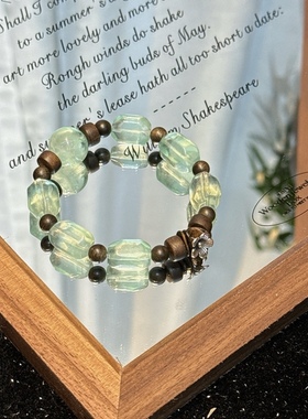 【碧华沉香】绿萤石沉香木中式美学手串复古做旧黄铜手链手绳古风