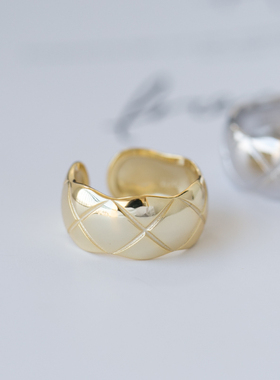 s925纯银小香风欧美潮菱格纹戒指