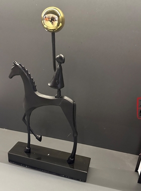 高级感梦想女孩摆件轻奢高档