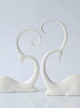 现代简约大象长颈鹿猪猫工艺品