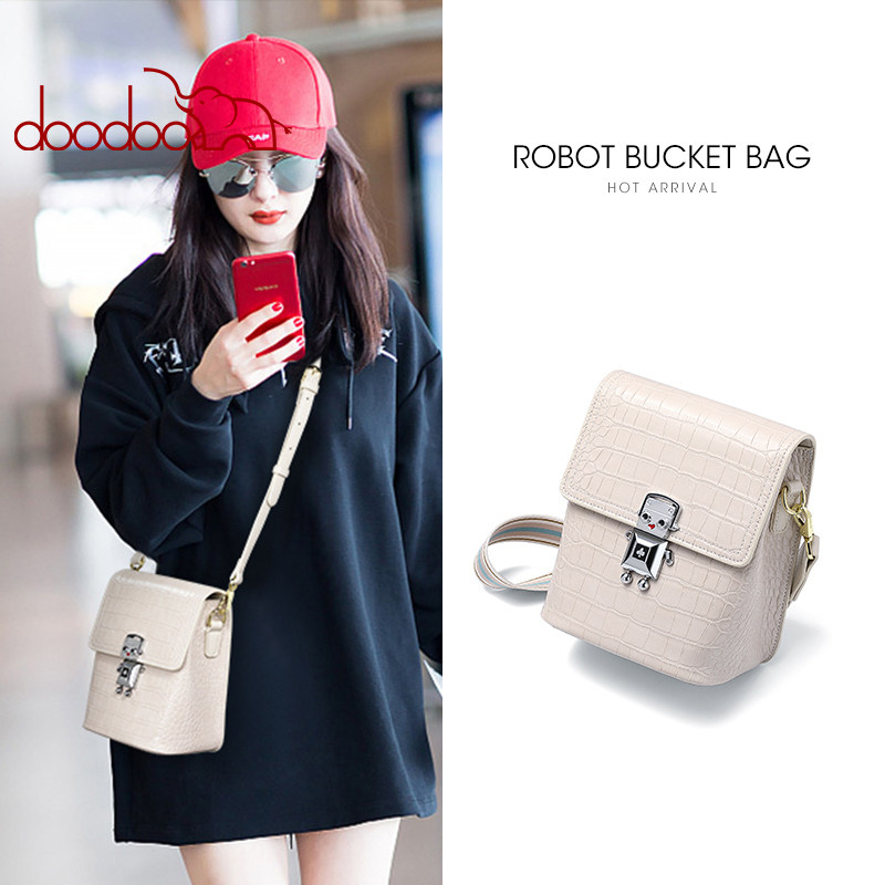 doodoo水桶包包2020新款潮斜挎包 doodoo箱包女士包袋