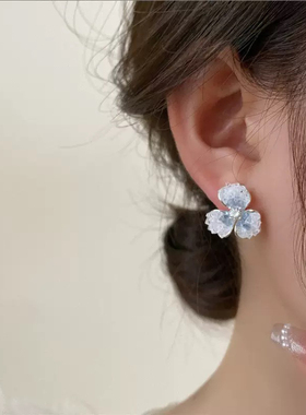 S925银针渐变蓝花朵耳钉女小众设计感高级轻奢气质百搭耳环耳饰女
