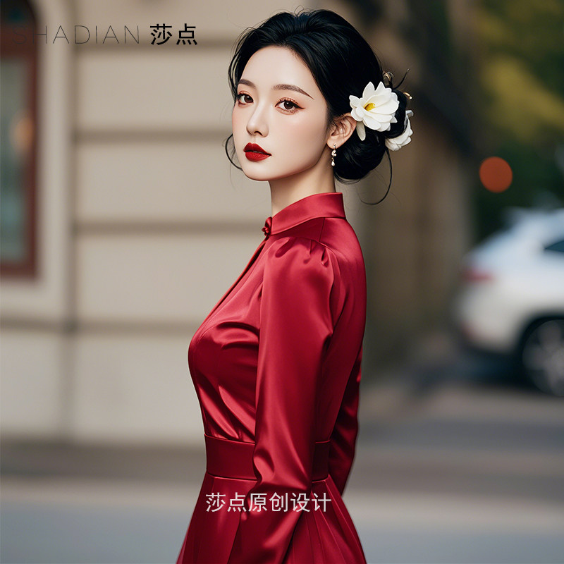 红色醋酸缎面连衣裙中长款收腰显瘦高级感名媛喜婆婆喜妈妈婚宴装