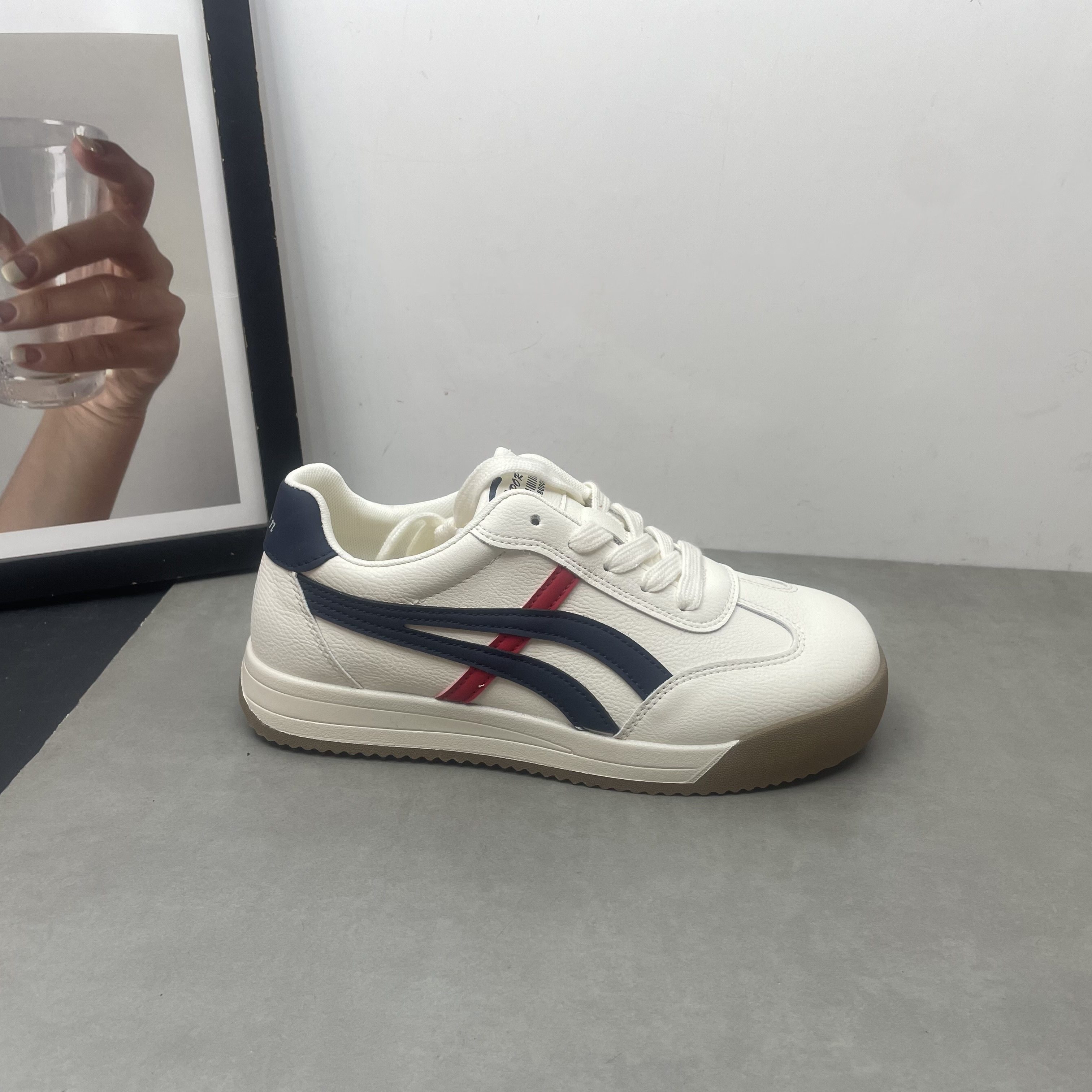 2026春季新款小白鞋圆头深口系带韩版休闲时尚板鞋软底舒适女单鞋,淘宝优惠券,粉丝福利购,淘宝优惠卷